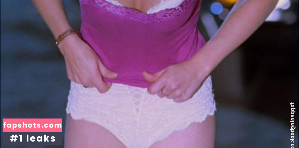 Nicki Aycox gallery photo #20