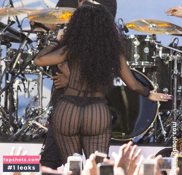 Nicki Minaj gallery photo #1087