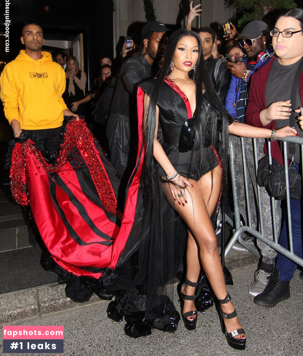 Nicki Minaj gallery photo #1381