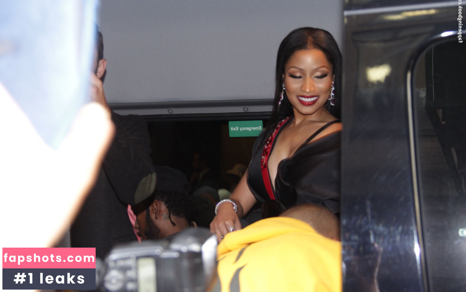 Nicki Minaj gallery photo #1398