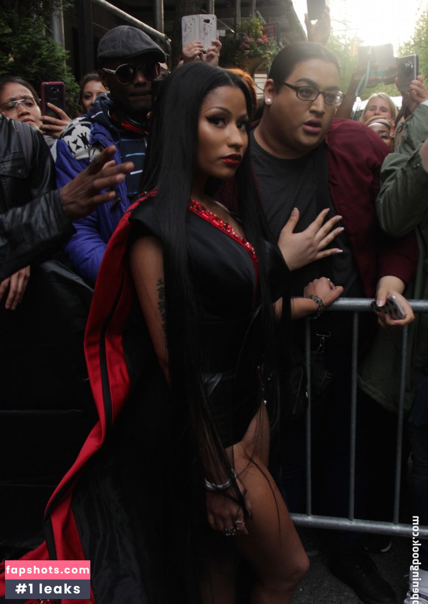 Nicki Minaj gallery photo #1403