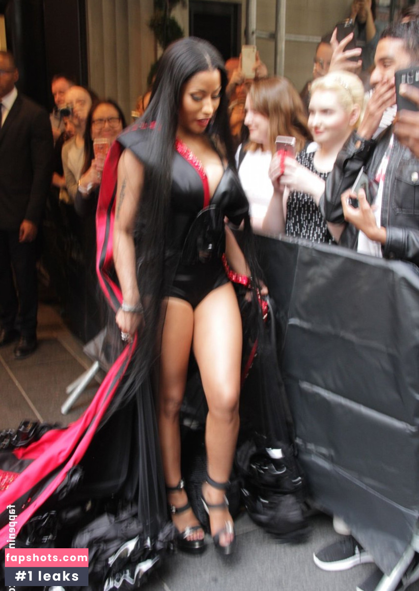 Nicki Minaj gallery photo #1407