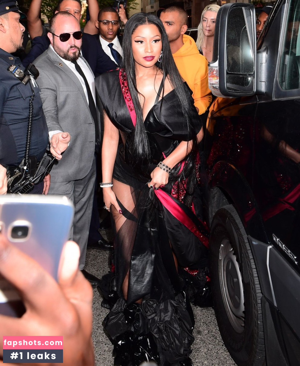 Nicki Minaj gallery photo #1419