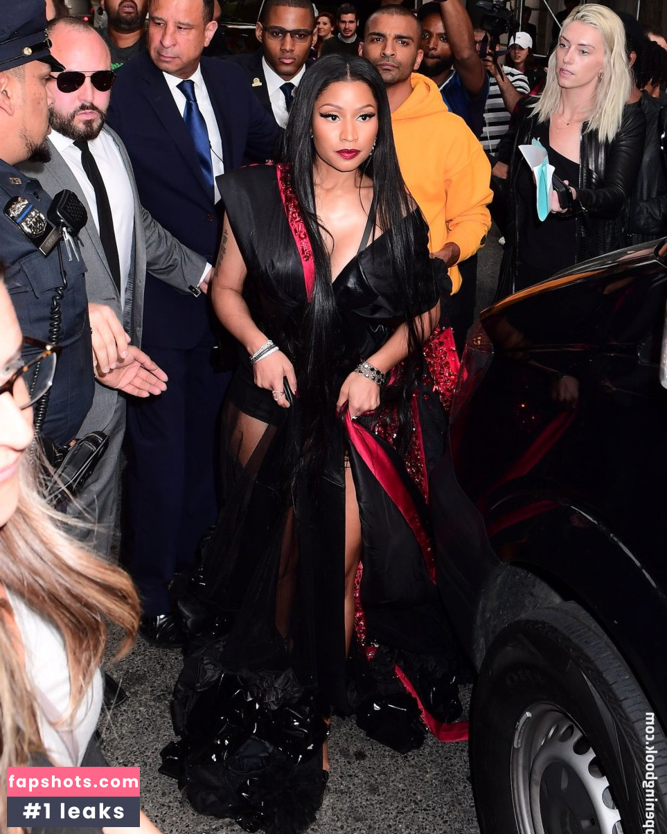 Nicki Minaj gallery photo #1422