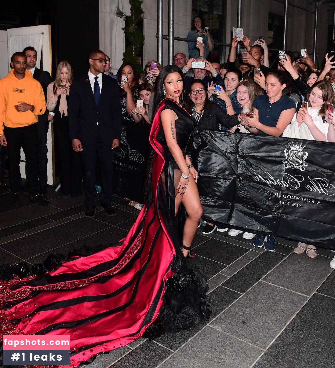 Nicki Minaj gallery photo #1430