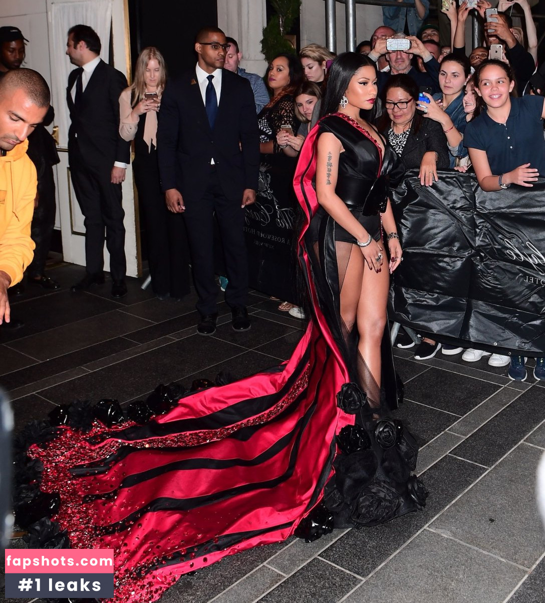 Nicki Minaj gallery photo #1435