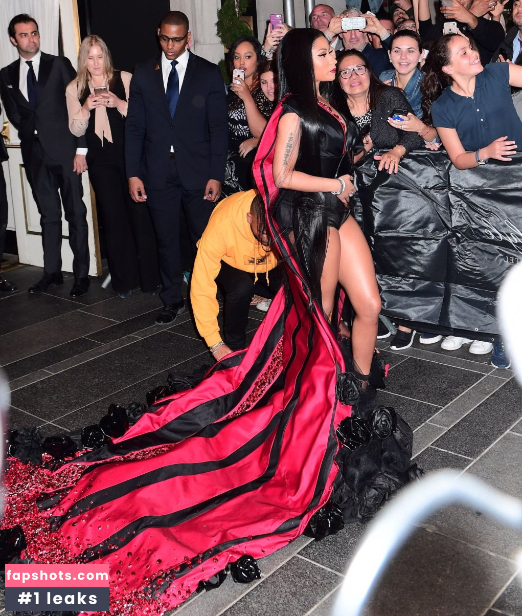Nicki Minaj gallery photo #1437