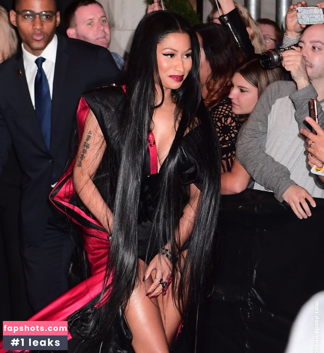 Nicki Minaj gallery photo #1438