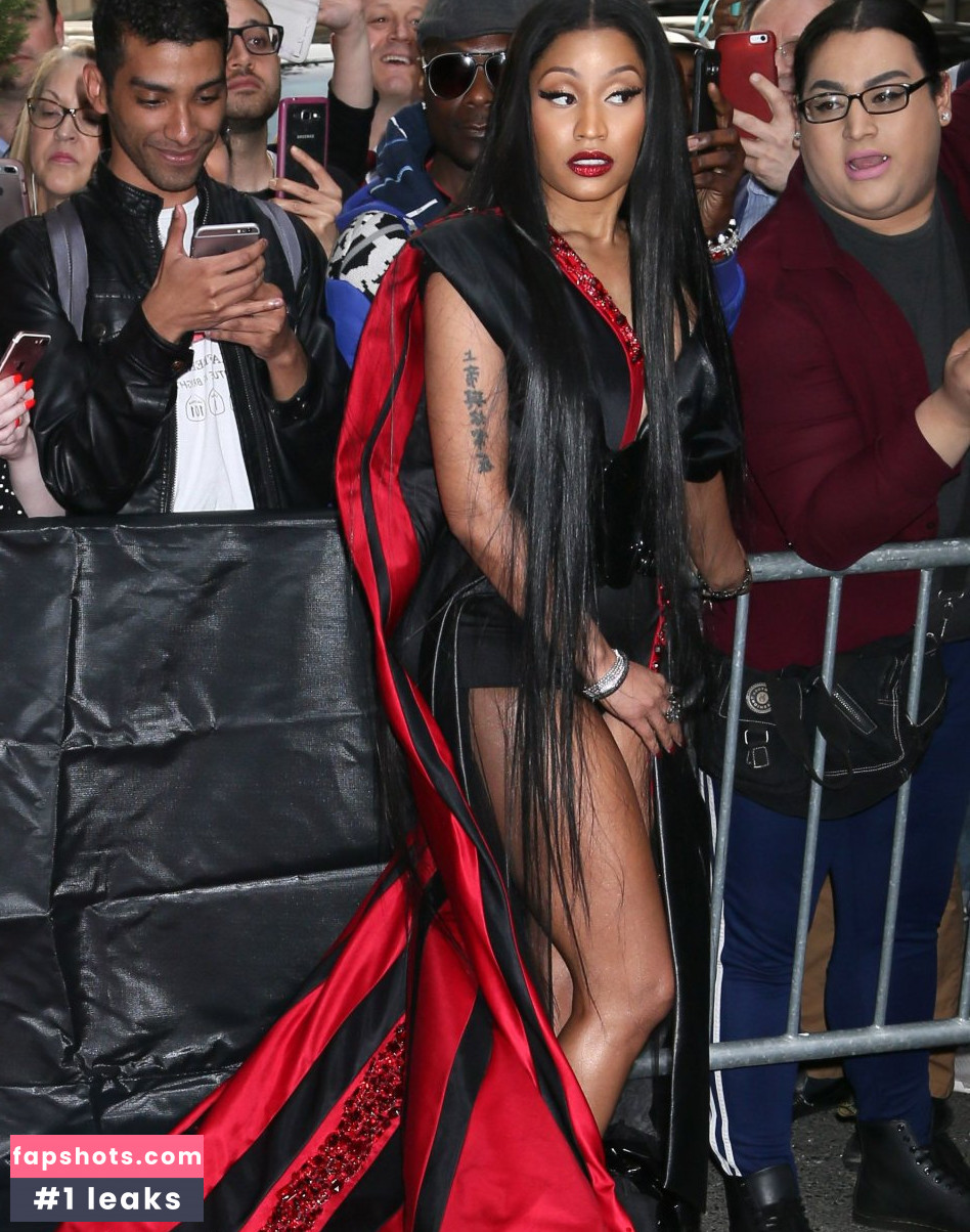 Nicki Minaj gallery photo #1443