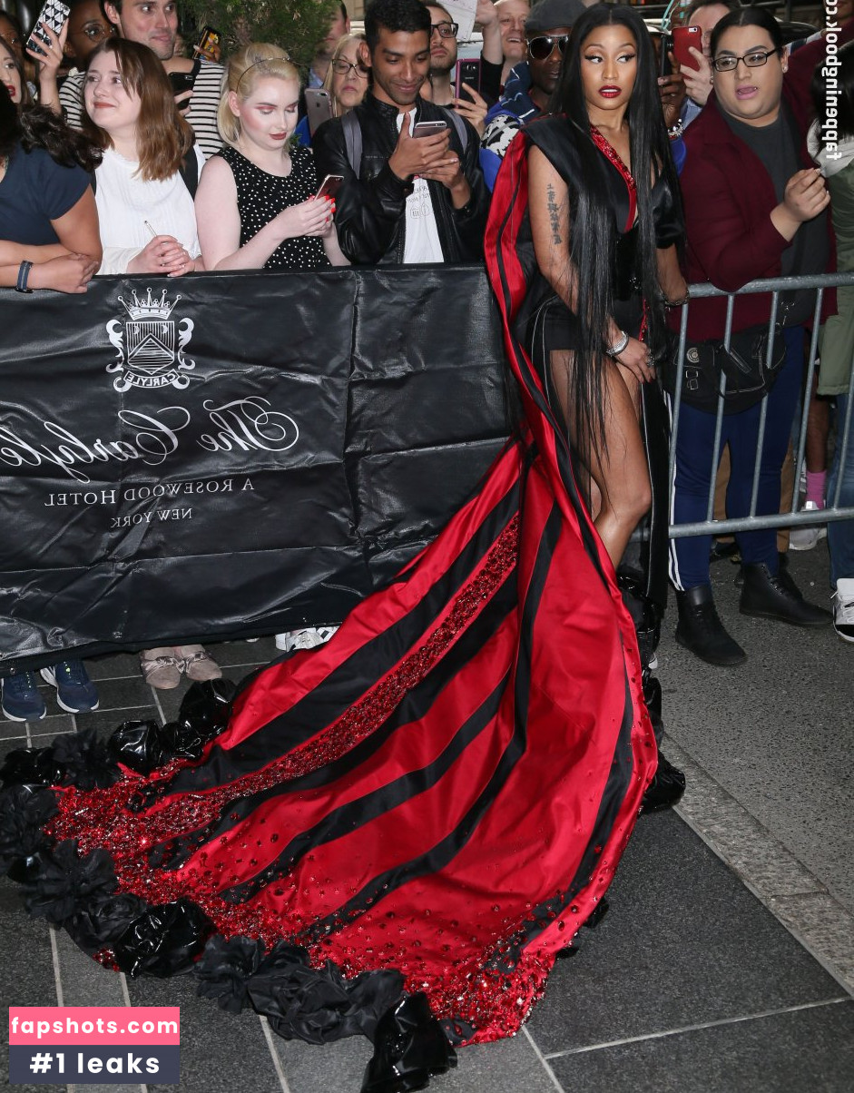 Nicki Minaj gallery photo #1444