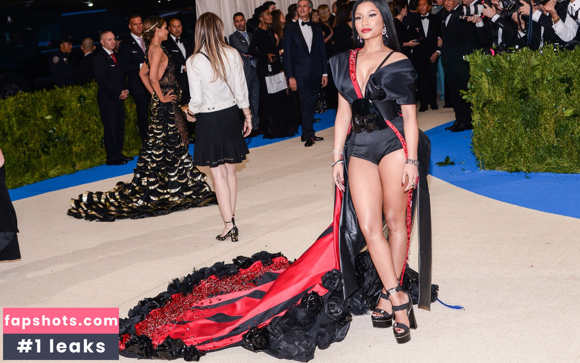 Nicki Minaj gallery photo #1478