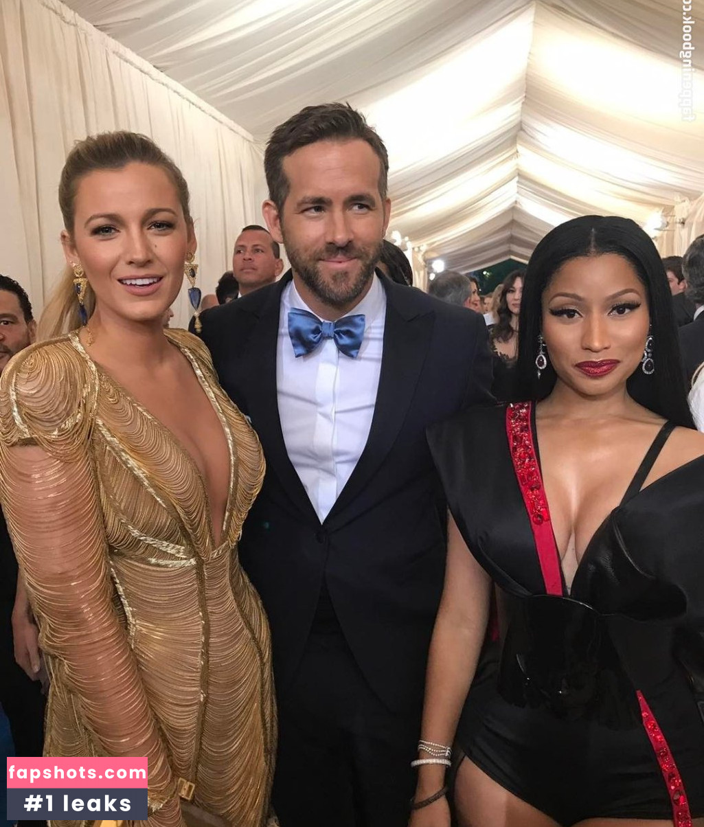 Nicki Minaj gallery photo #1489