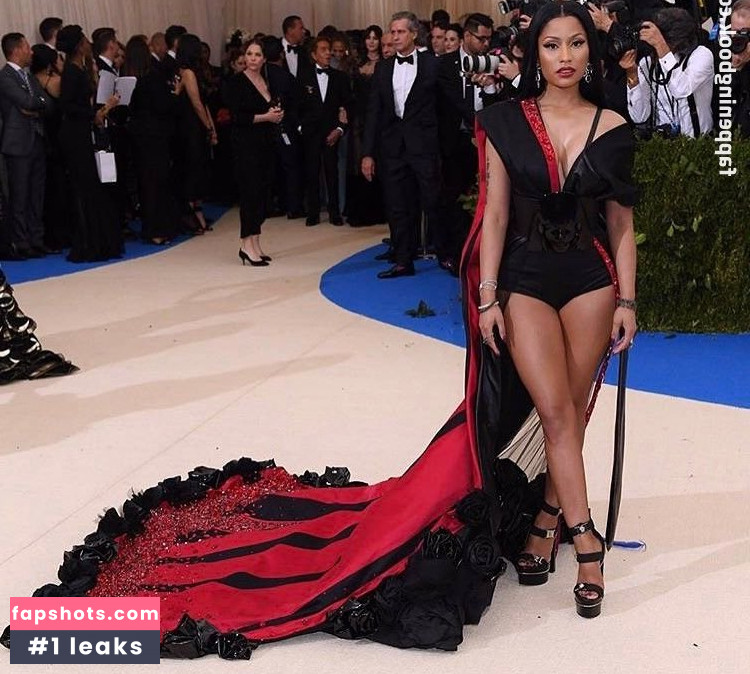 Nicki Minaj gallery photo #1490