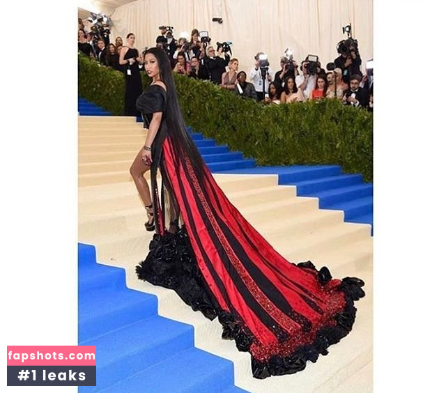 Nicki Minaj gallery photo #1494