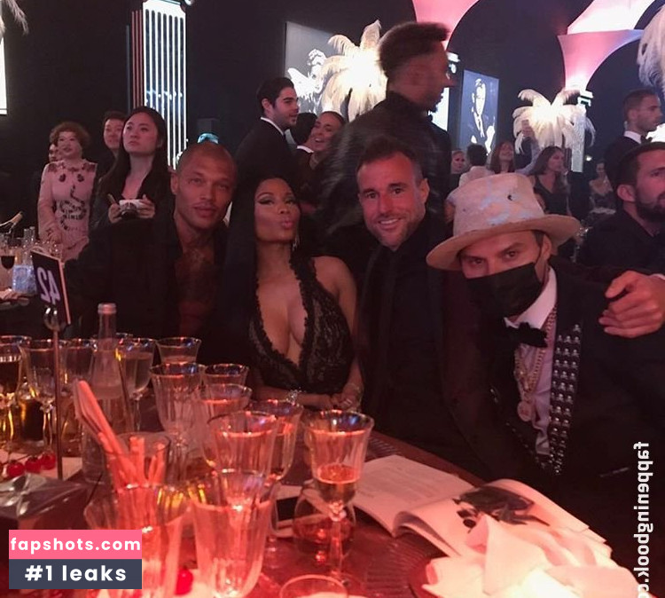 Nicki Minaj gallery photo #1508