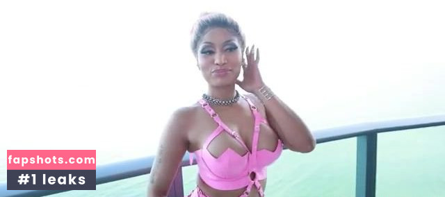 Nicki Minaj gallery photo #1538