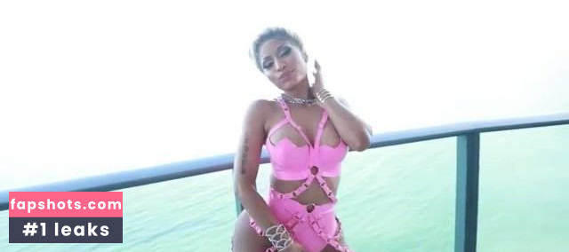 Nicki Minaj gallery photo #1553