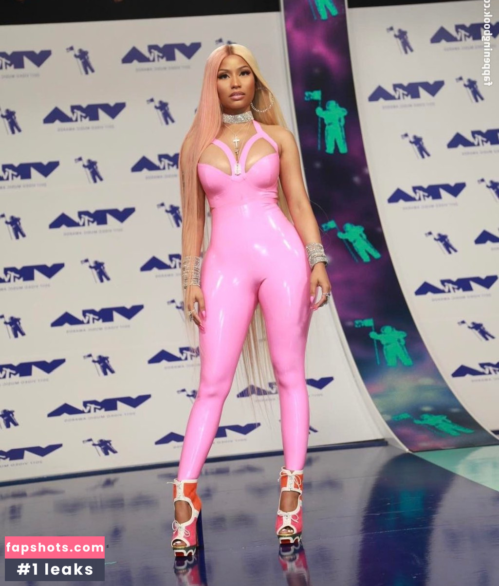 Nicki Minaj gallery photo #1568