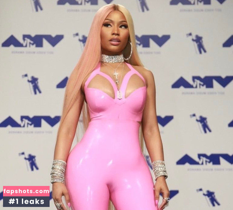 Nicki Minaj gallery photo #1570