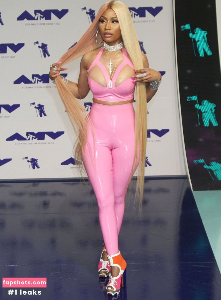 Nicki Minaj gallery photo #1576