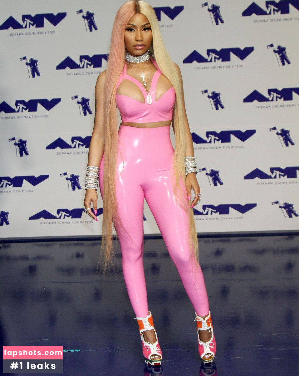 Nicki Minaj gallery photo #1580