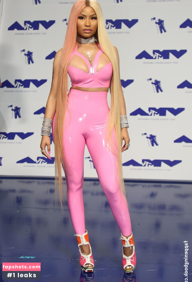 Nicki Minaj gallery photo #1592