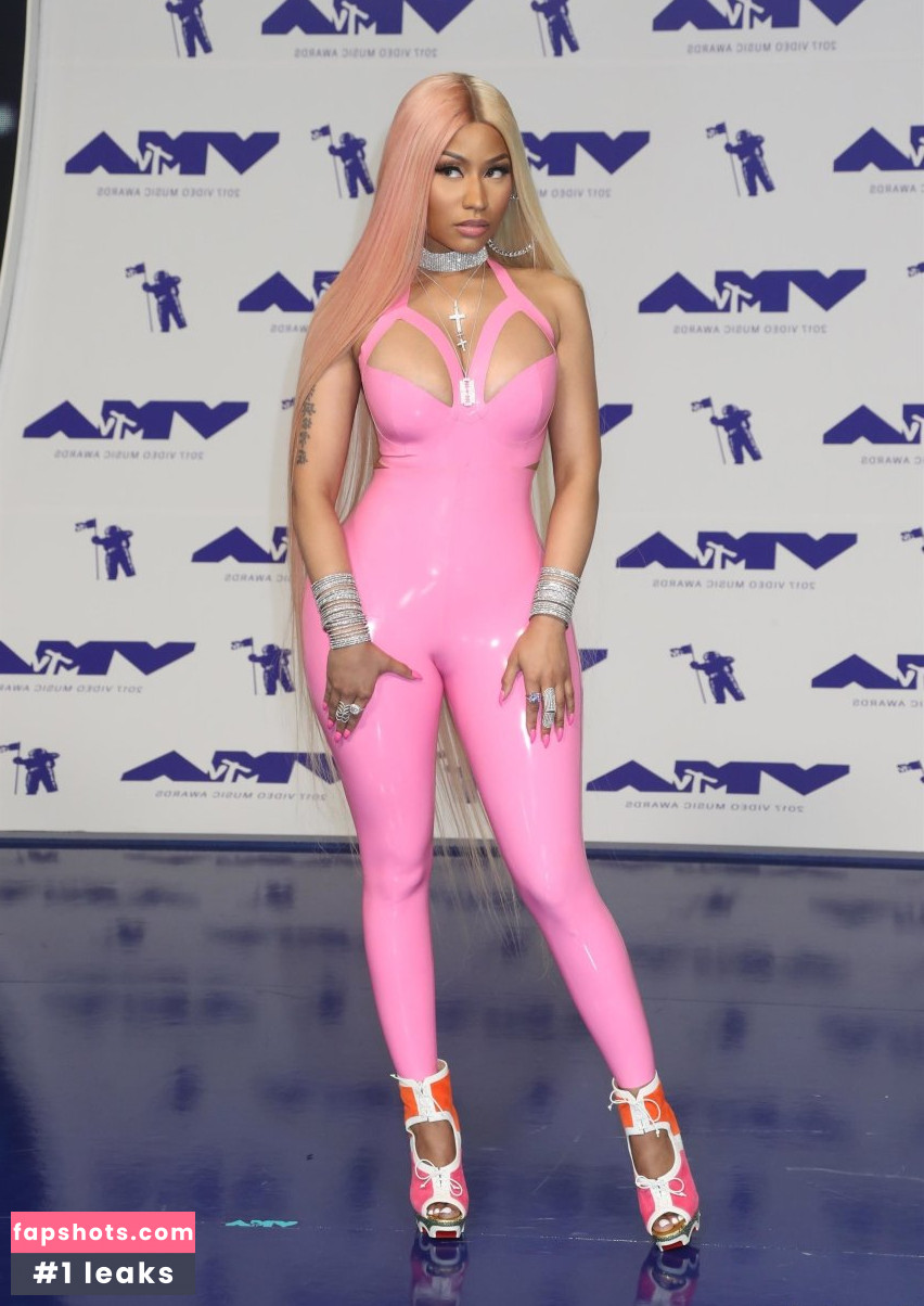 Nicki Minaj gallery photo #1626