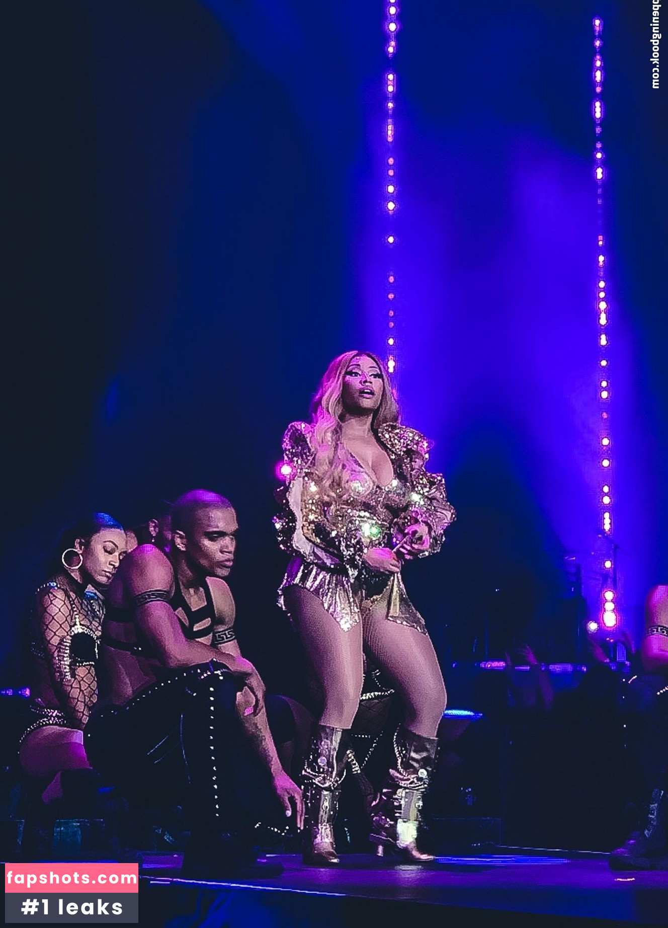 Nicki Minaj gallery photo #778