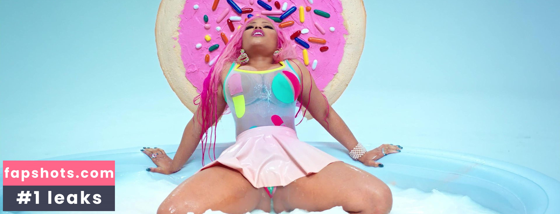 Nicki Minaj gallery photo #872