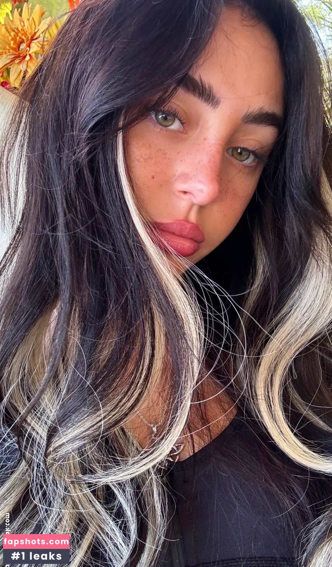 Nicki Nicole Nude Leaks OnlyFans Photos #5 - LeakJerk