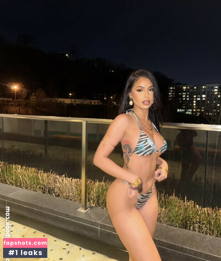 nickimariiee gallery photo #7