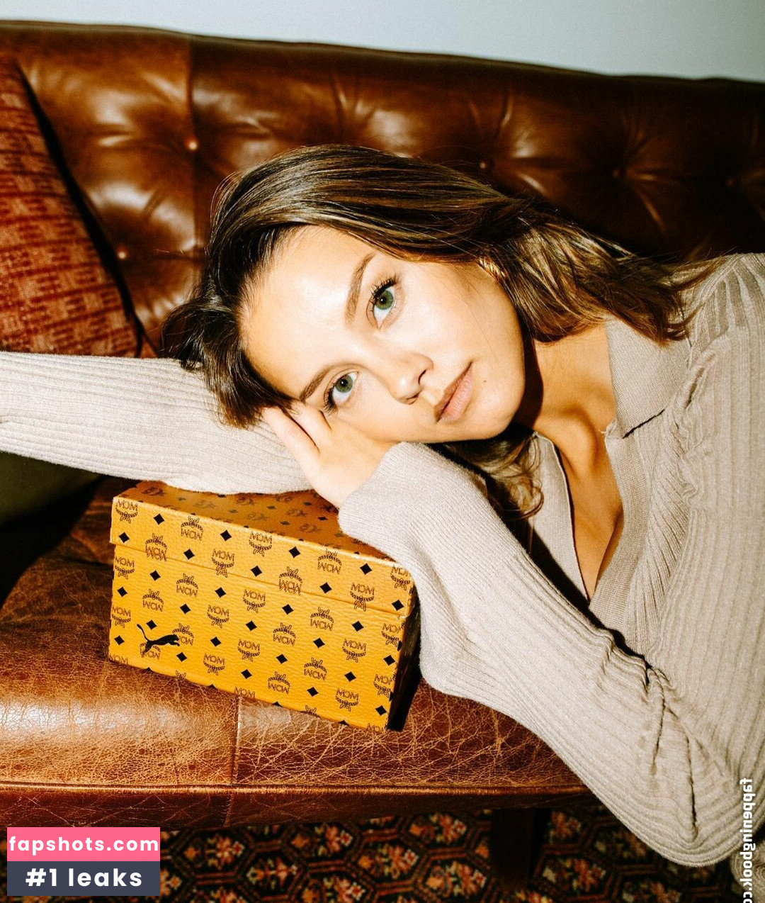 Nicola Cavanis Nahé úniky fotek pouze od fanoušků #1136 - Fapshots