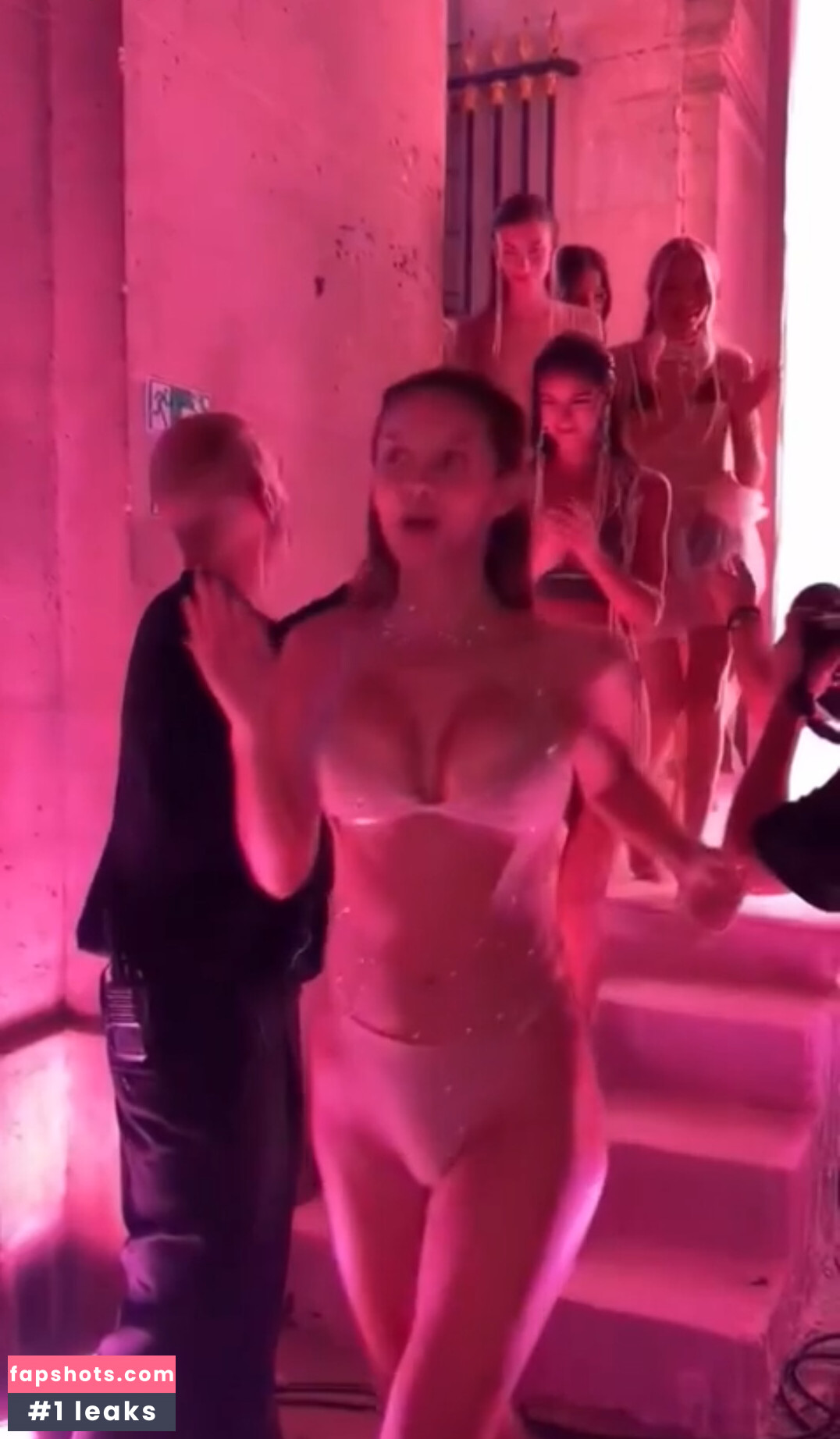 Nicola Cavanis Nahé úniky fotek pouze od fanoušků #125 - Fapshots