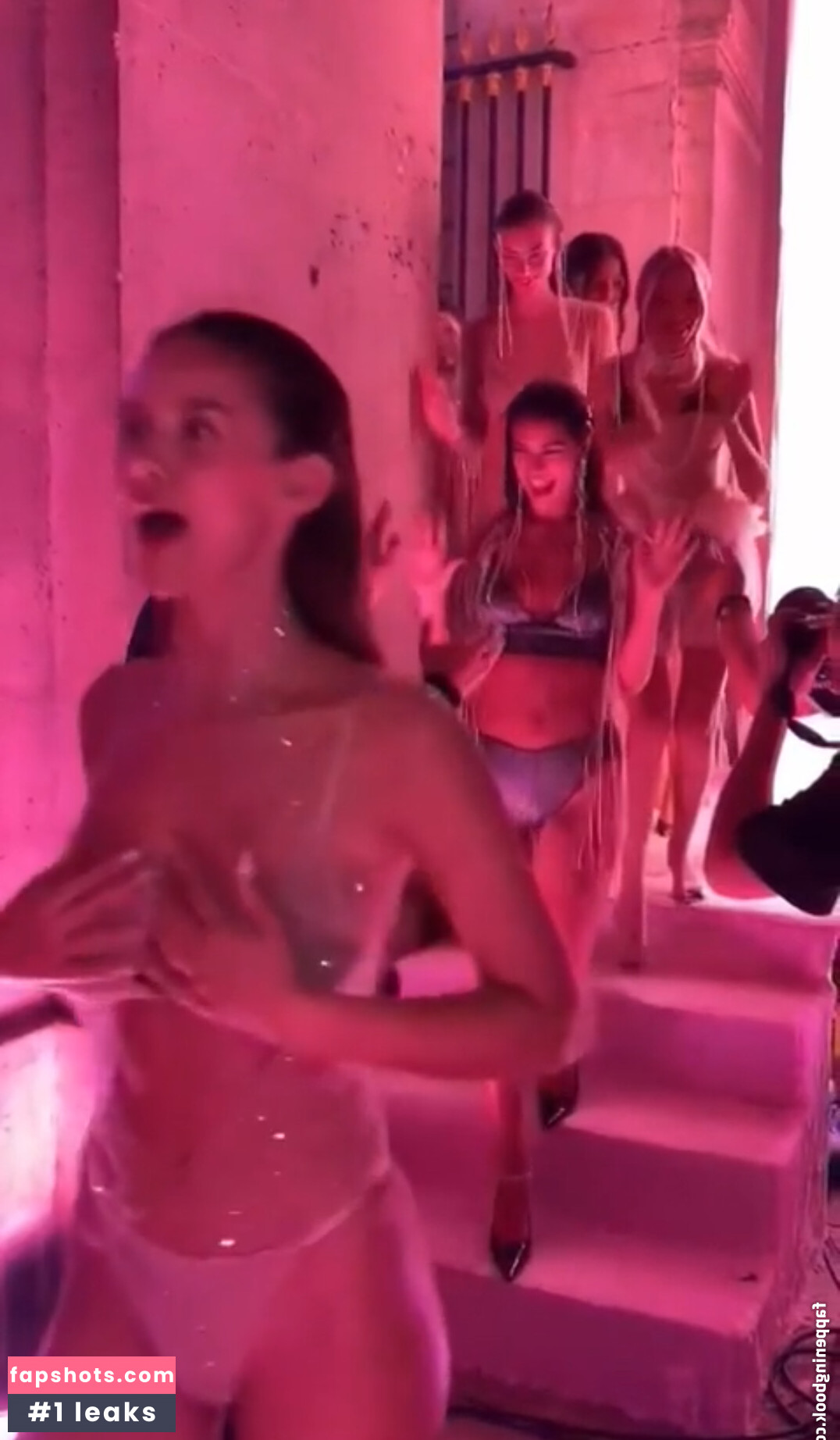 Nicola Cavanis Nahé úniky fotek pouze od fanoušků #126 - Fapshots