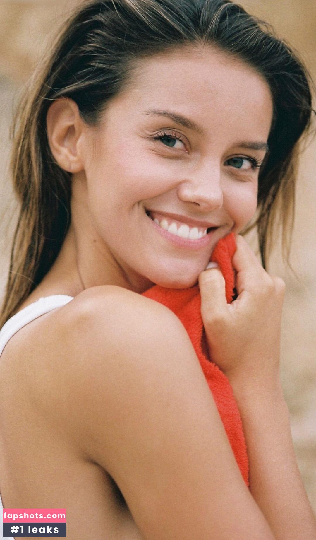 Nicola Cavanis Nahé úniky fotek pouze od fanoušků #223 - Fapshots