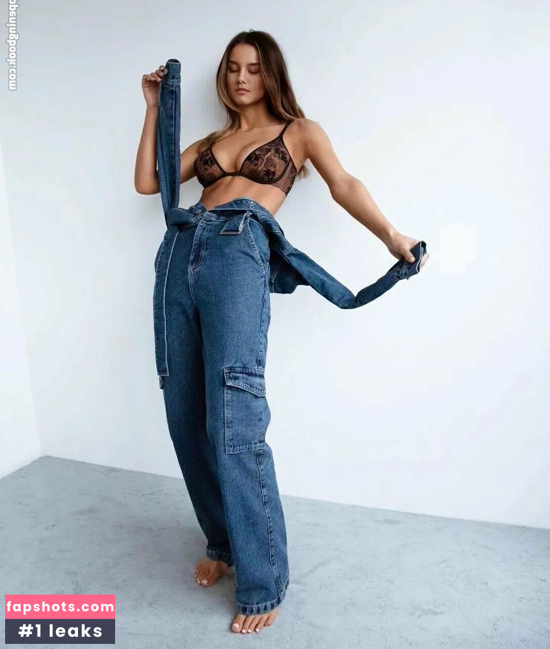 Nicola Cavanis gallery photo #406