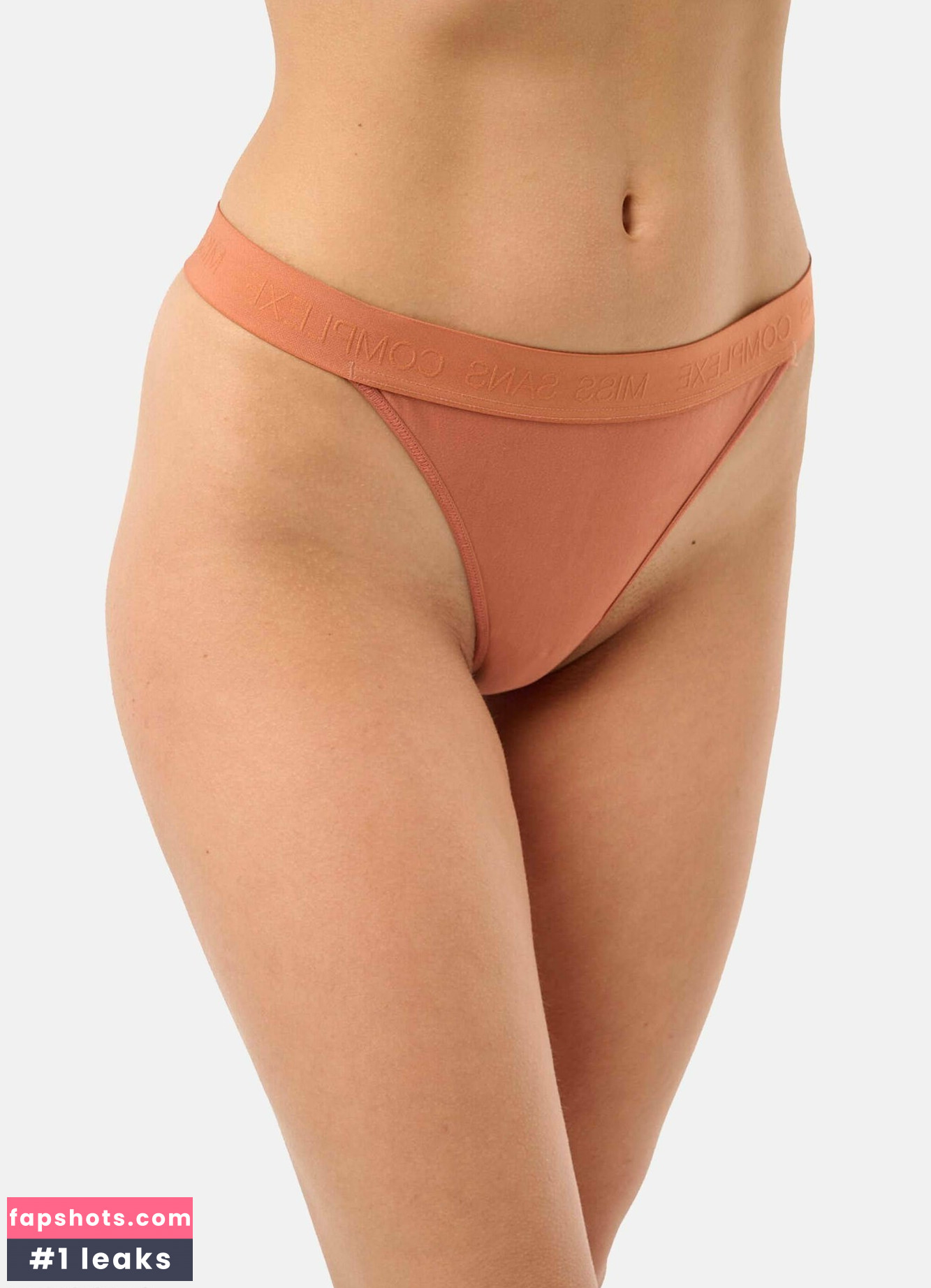 Nicola Cavanis gallery photo #906