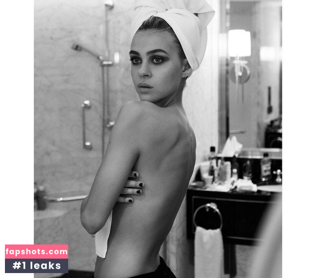 Nicola Peltz gallery photo #121