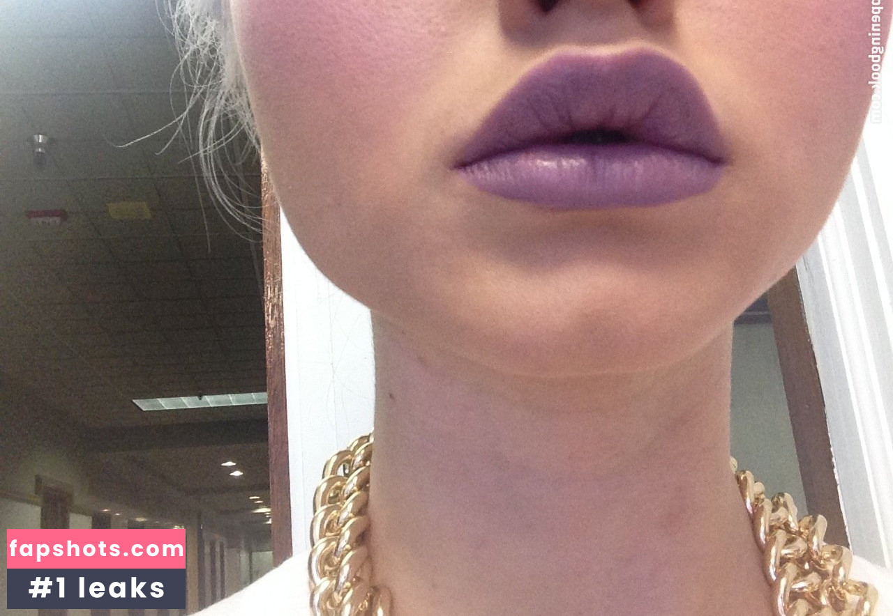 Nicola Peltz gallery photo #122