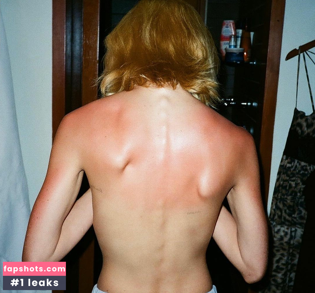 Nicola Peltz gallery photo #46