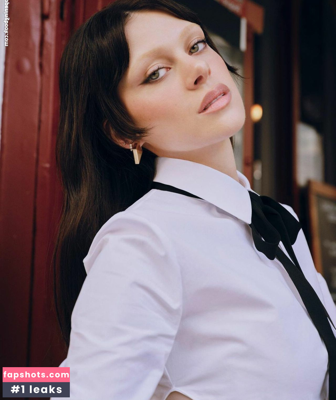 Nicola Peltz gallery photo #77