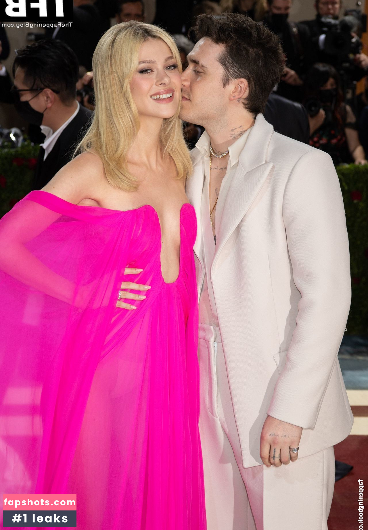 Nicola Peltz gallery photo #95