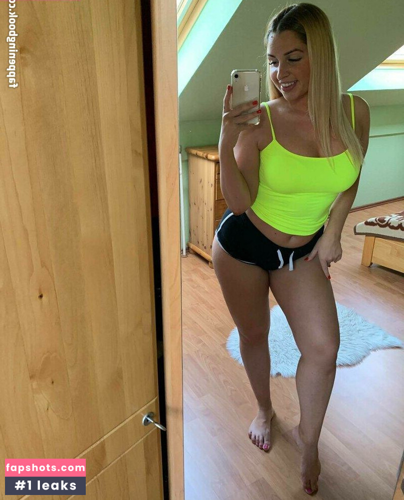 Nicole Andrievich gallery photo #13