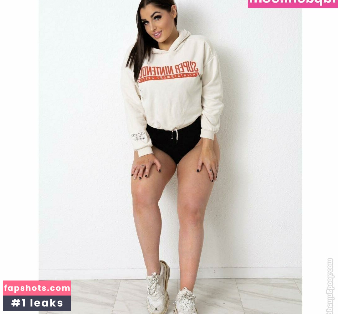 Nicole Andrievich gallery photo #24