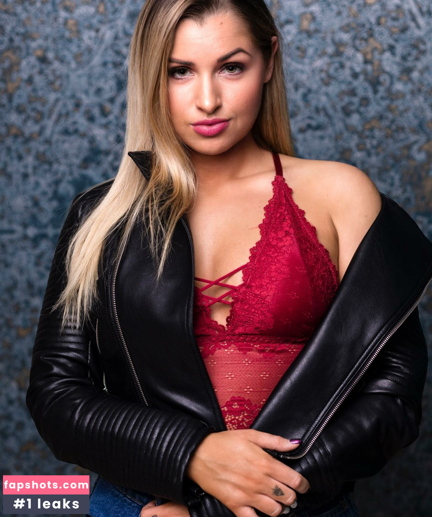 Nicole Andrievich gallery photo #8