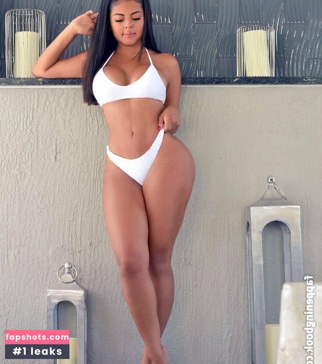 Nicole Borda gallery photo #45