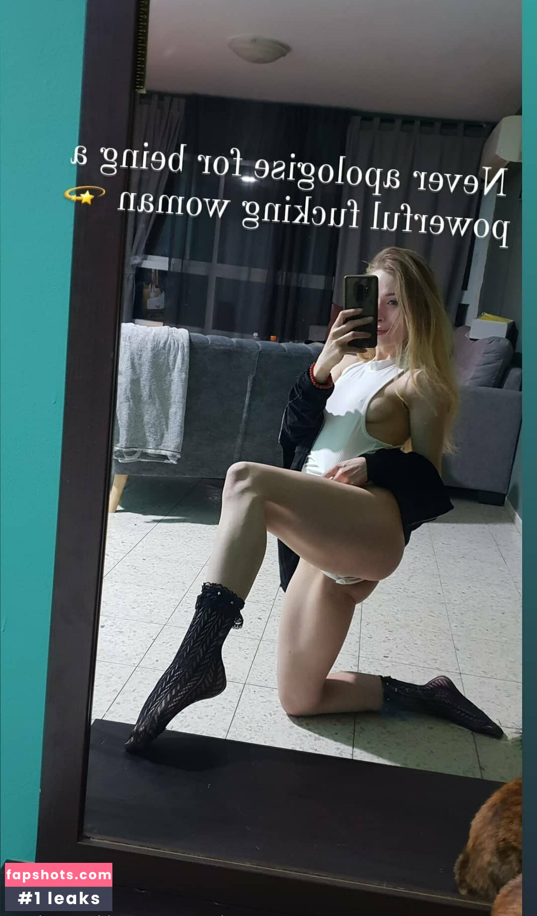 Nicole Brook gallery photo #19