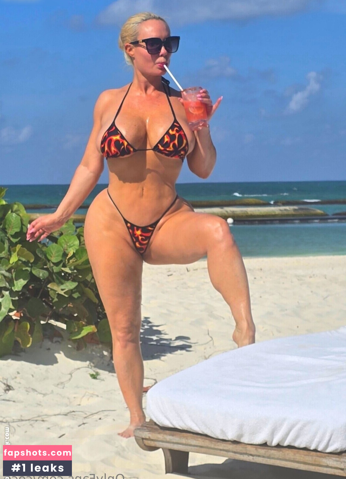 Nicole "Coco" Austin Nahé úniky fotek pouze od fanoušků #52 - Fapshots