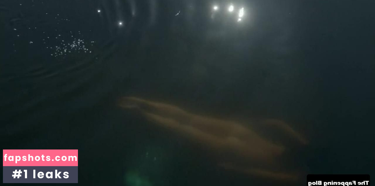 Nicole Da Silva gallery photo #5