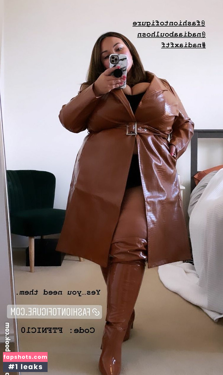 Nicole Denise Johansson gallery photo #59